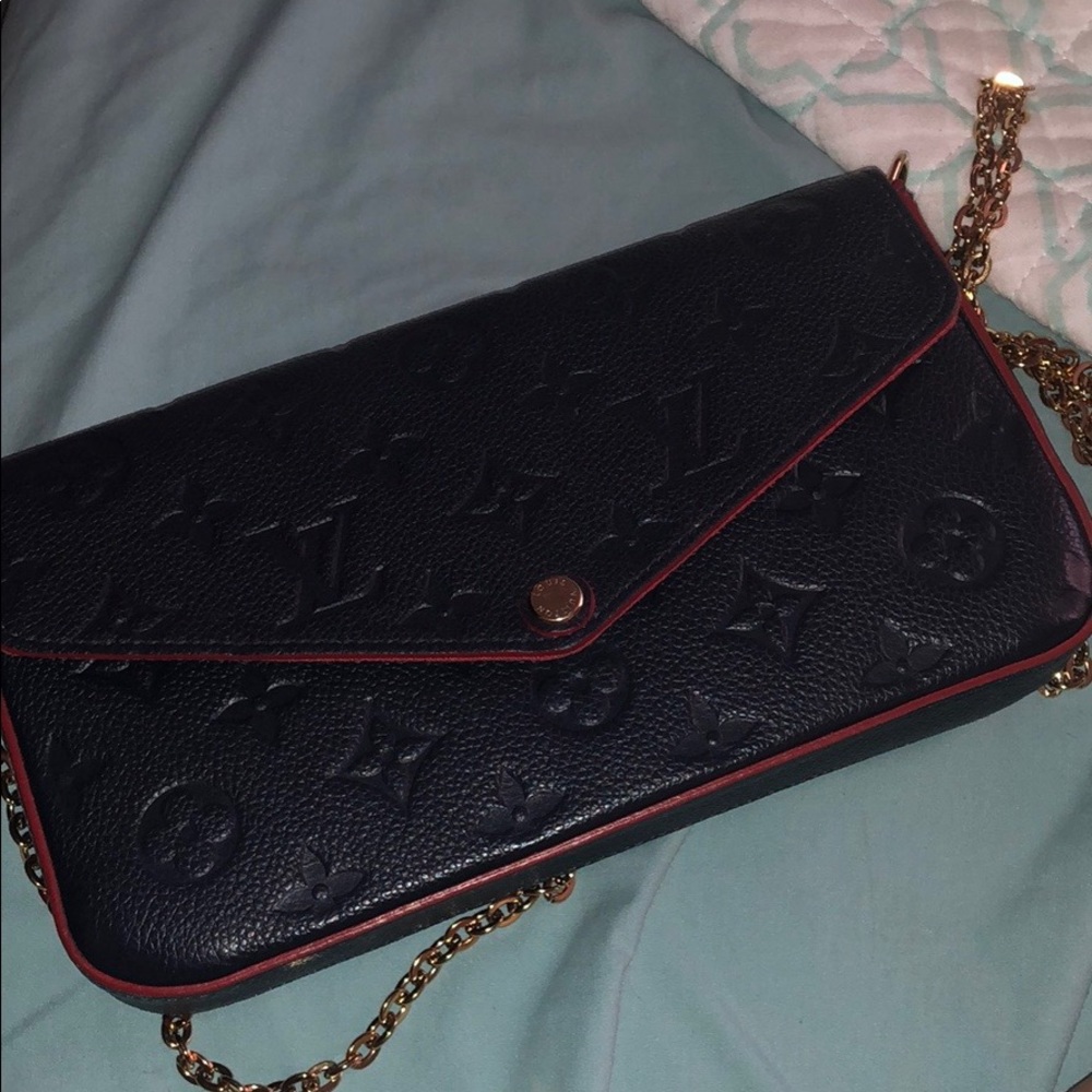 Louis Vuitton Pochette